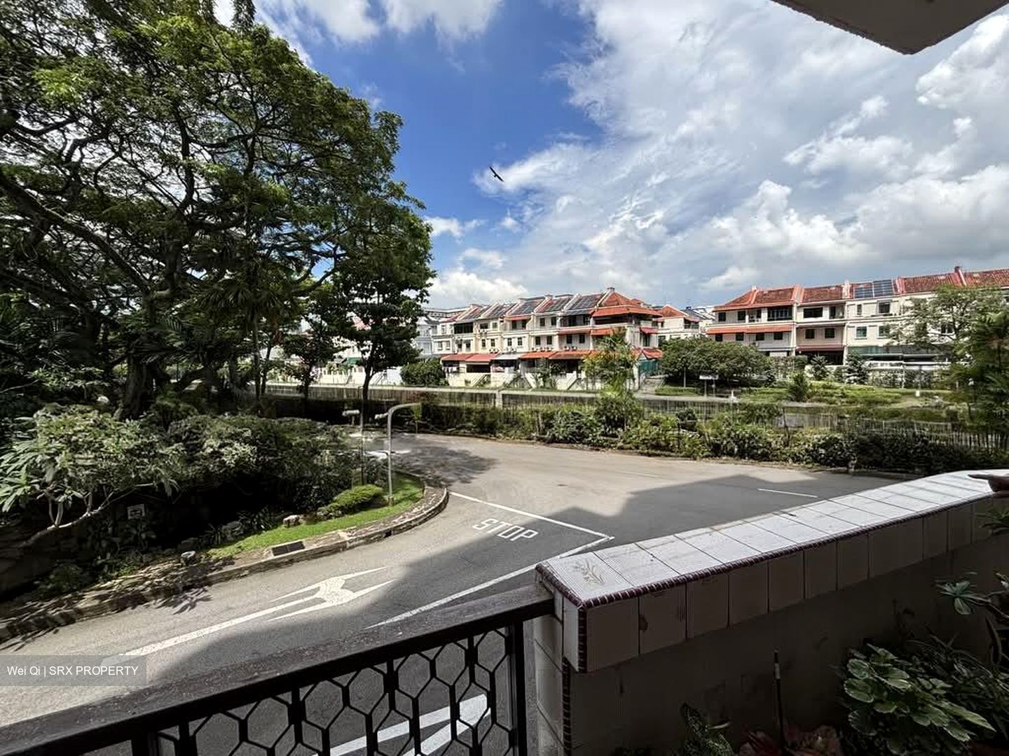 Lakepoint Condominium (D22), Condominium #566683351